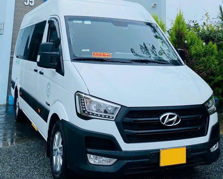 기사 포함 차량 5