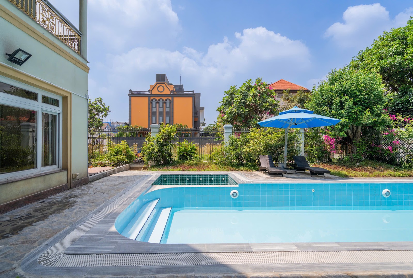포 시즌스 · 13 Đường 87A, Phường Thạnh Mỹ Lợi, Quận 2, TP. Hồ Chí Minh