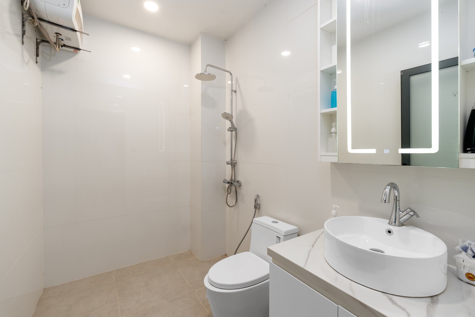 사노리타 풀빌라 · 13 Đường 11, KDC Himlam, Quận 7